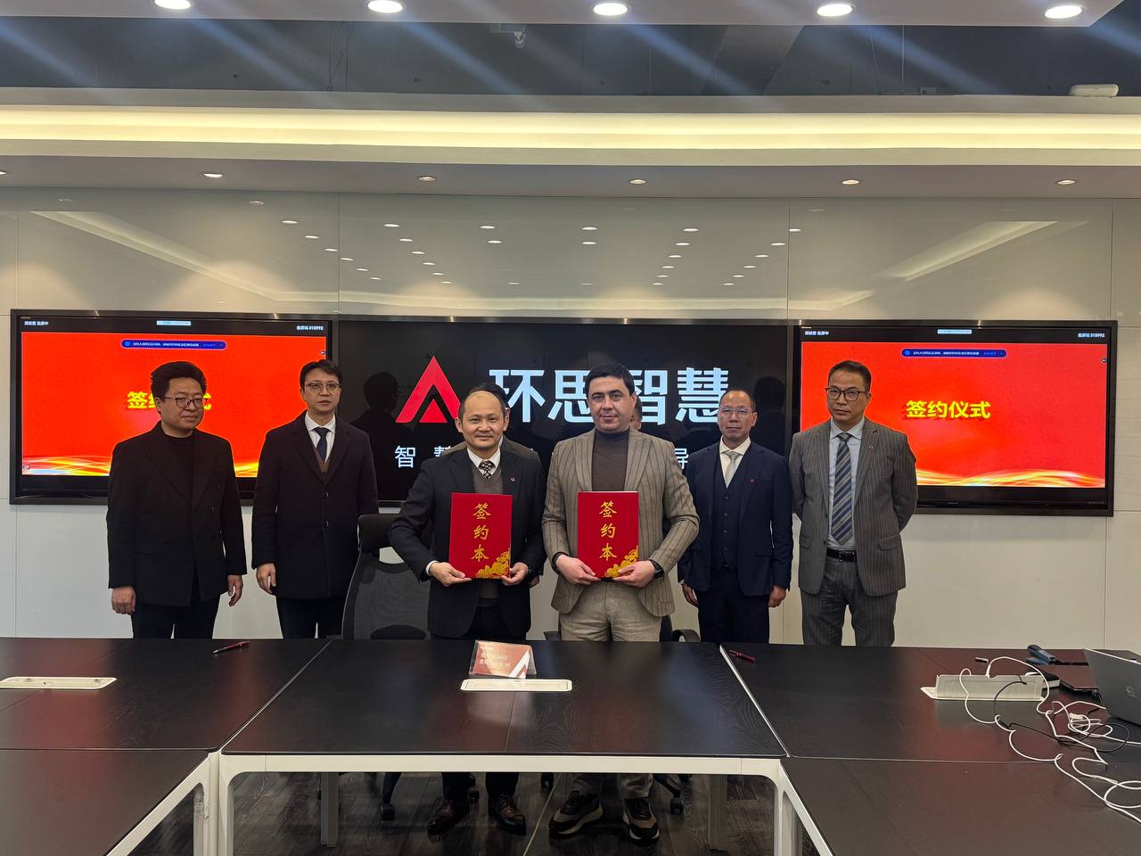 INSTITUT DELEGATSIYASINING HUANSI INTELLIGENT TECHNOLOGY CO., LTD. KOMPANIYASIGA RASMIY TASHRIFI BO‘LIB O‘TDI