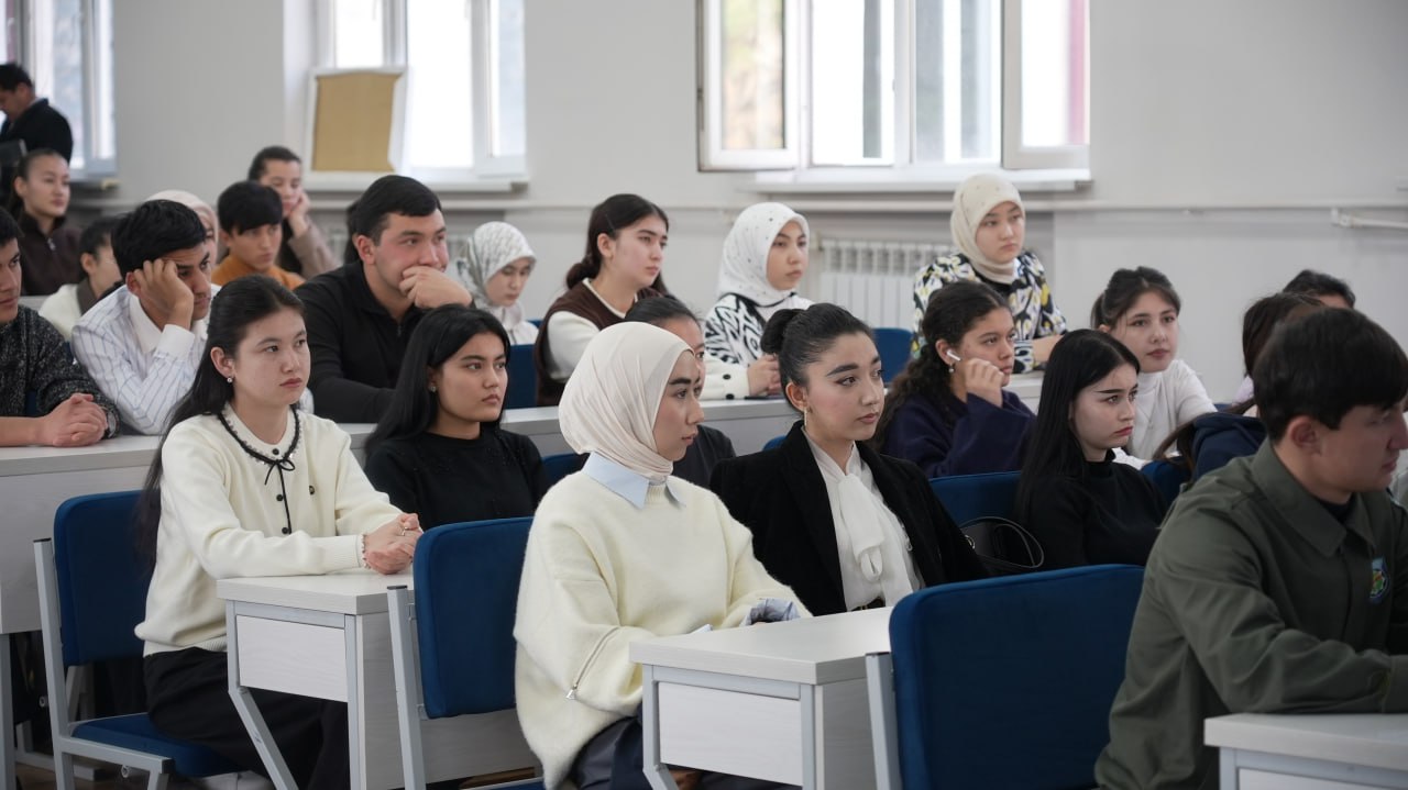 “JAHOLATGA QARSHI MA’RIFAT” MAVZUSIDA MA’RIFIY-TARG‘IBOT TADBIRI BO‘LIB O‘TDI