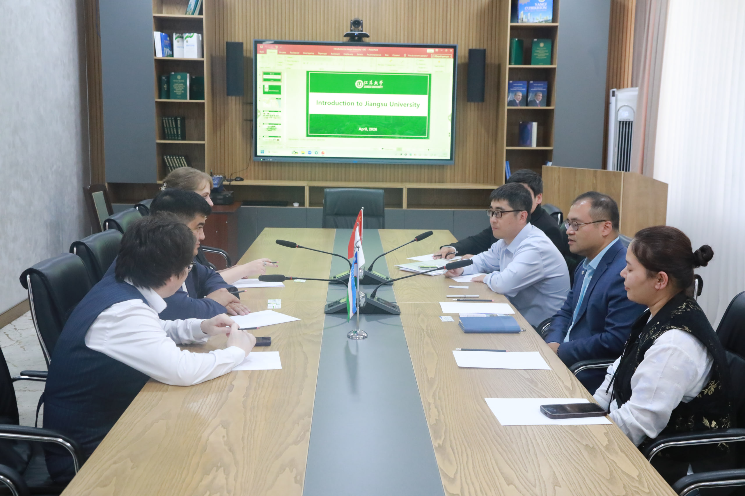 JIANGSU UNIVERSITETI BILAN HAMKORLIK ALOQALARI O’RNATILMOQDA