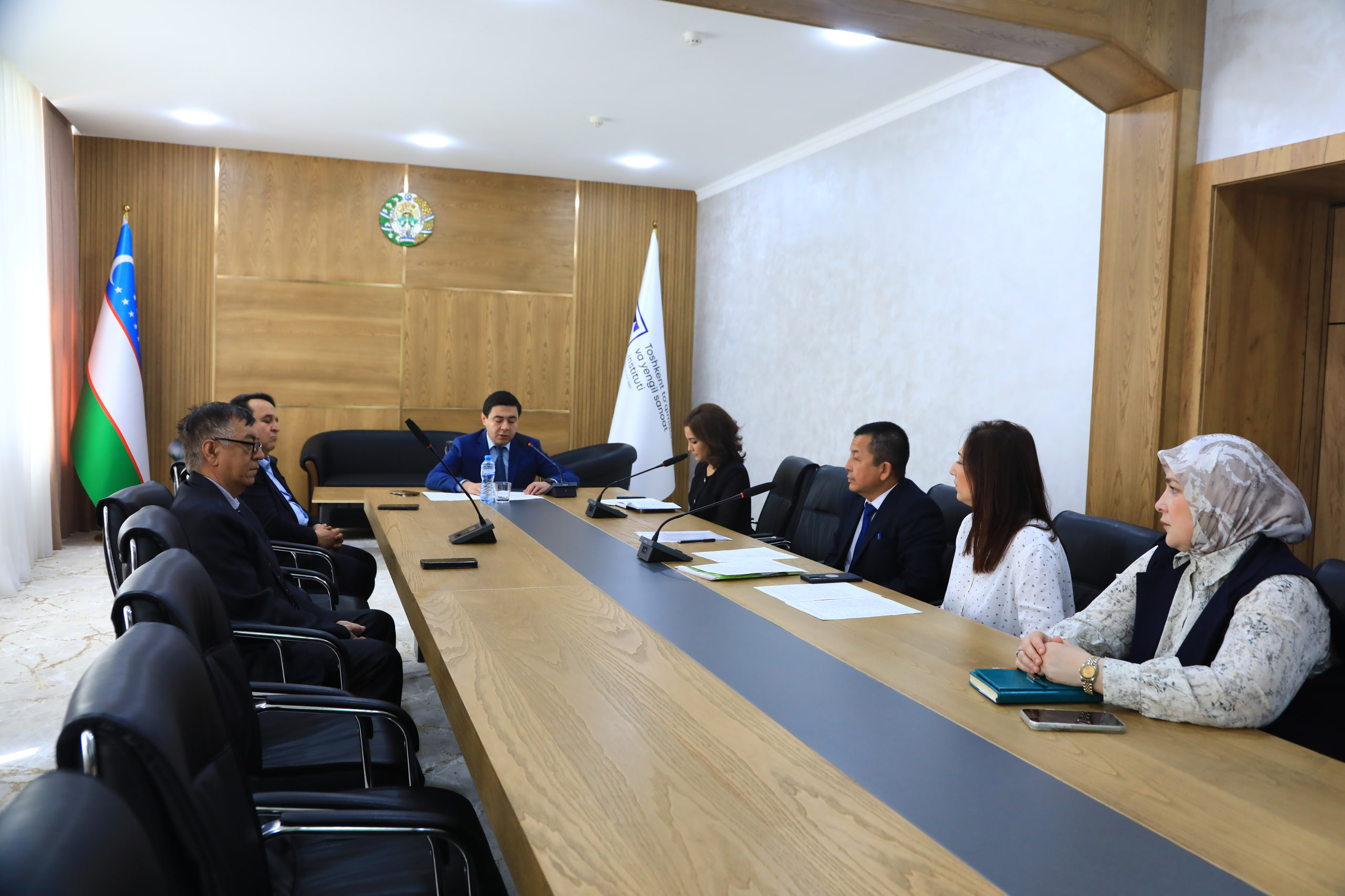 IQTISODIYOT FANLARI BO’YICHA ILMIY DARAJA BERUVCHI ILMIY KENGASHNING NAVBATDAGI MAJLISI O’TKAZILDI